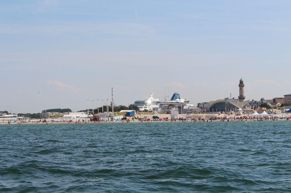 Elbotel Rostock By Centro Bagian luar foto
